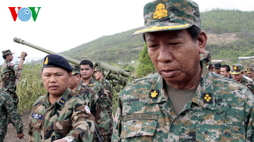 กองทัพกัมพูชาพร้อมที่จะปกป้องรัฐธรรมนูญของประเทศ